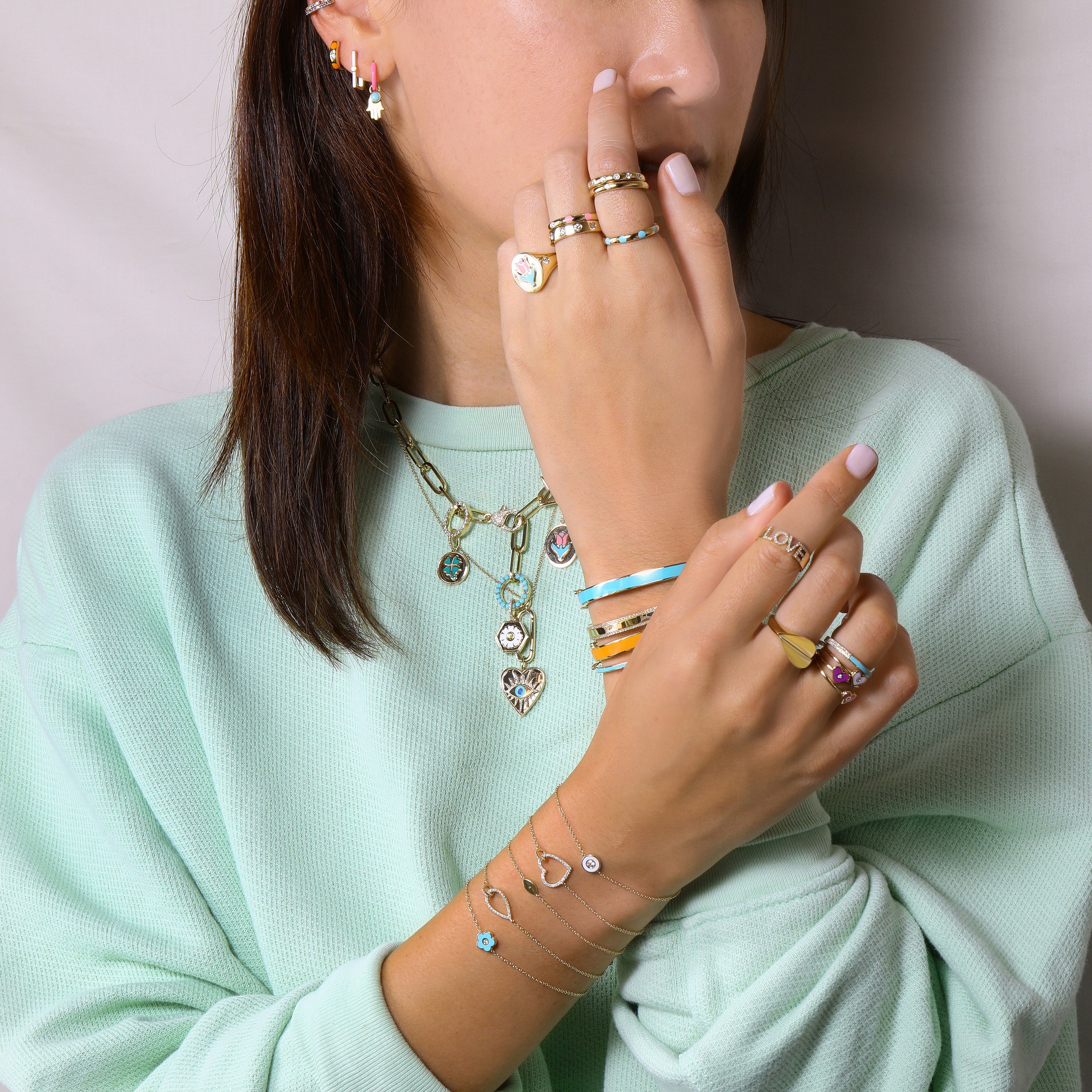 Diamond Clasp Pendant Necklace.