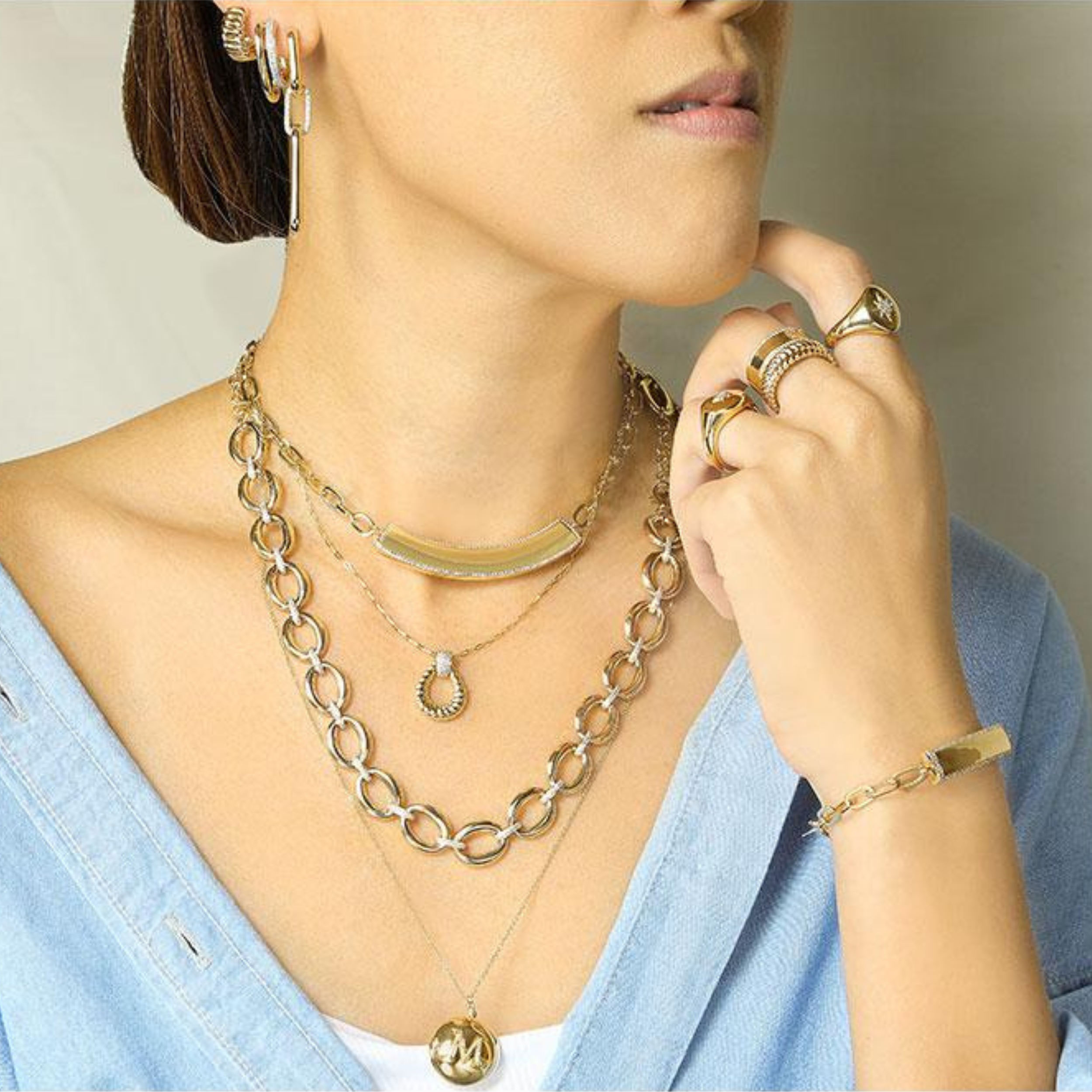 Gold Links Dangle Earrings.