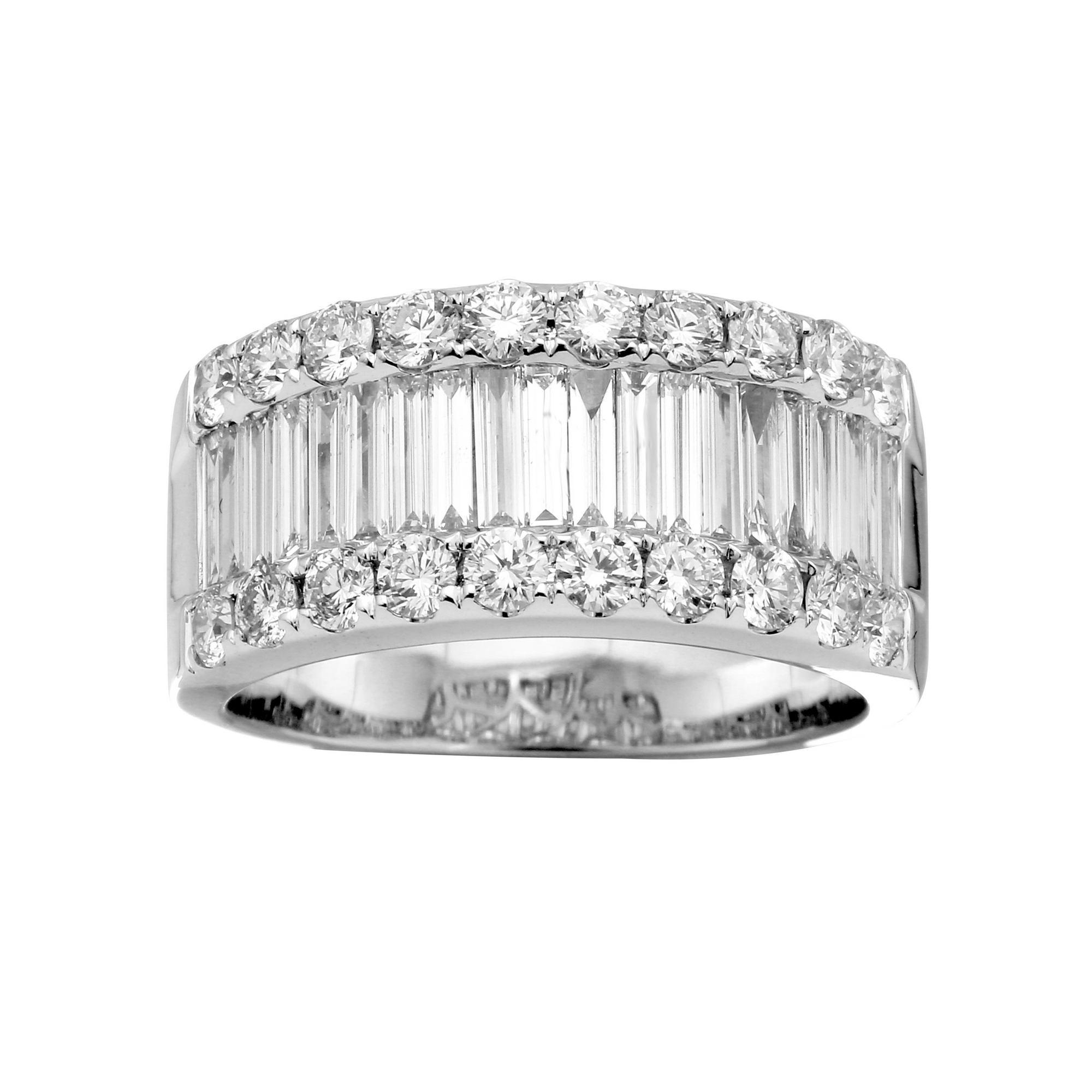 Luxe Wide Band Diamond Ring.