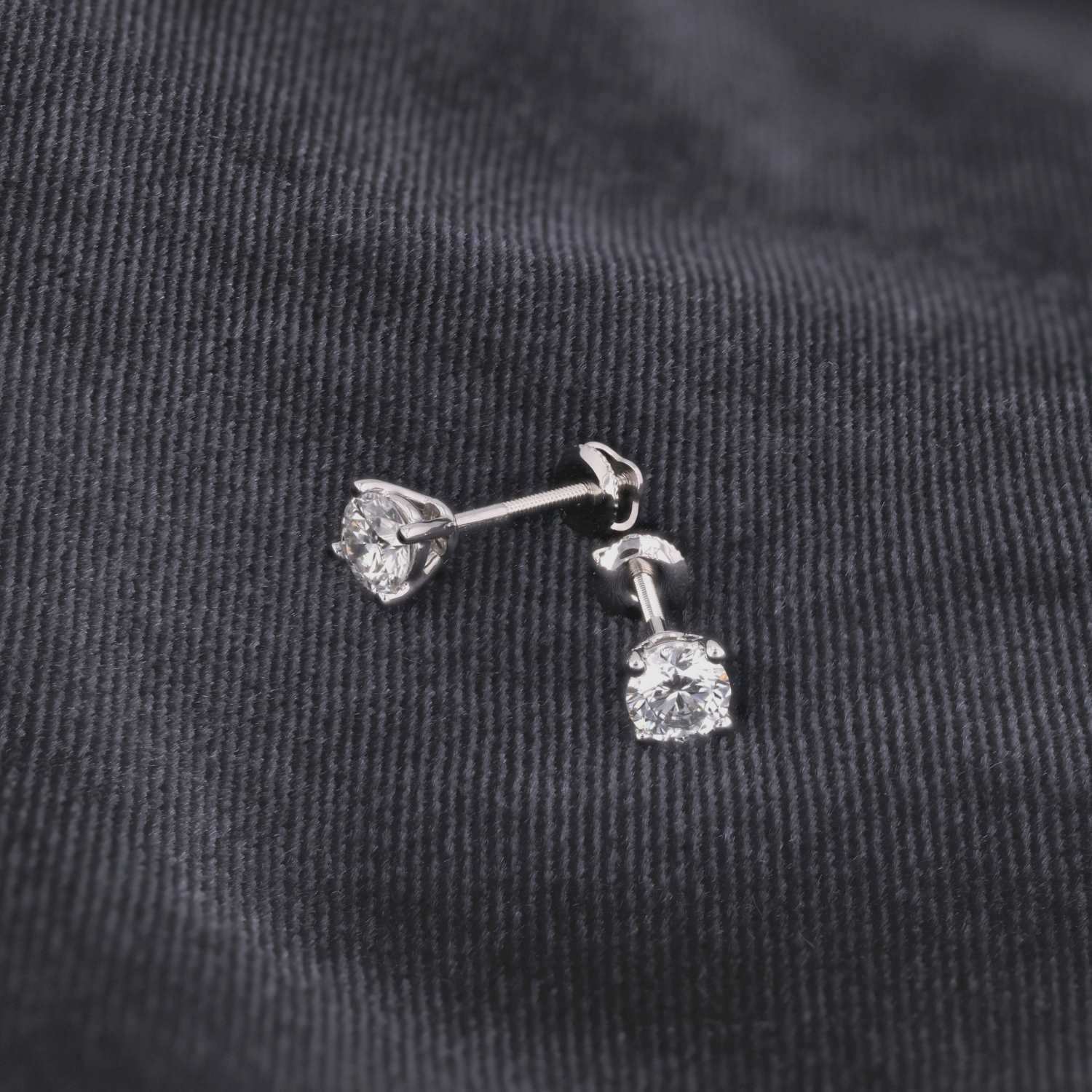 1 Carat 4-Prong Lab Diamond Stud Earrings.