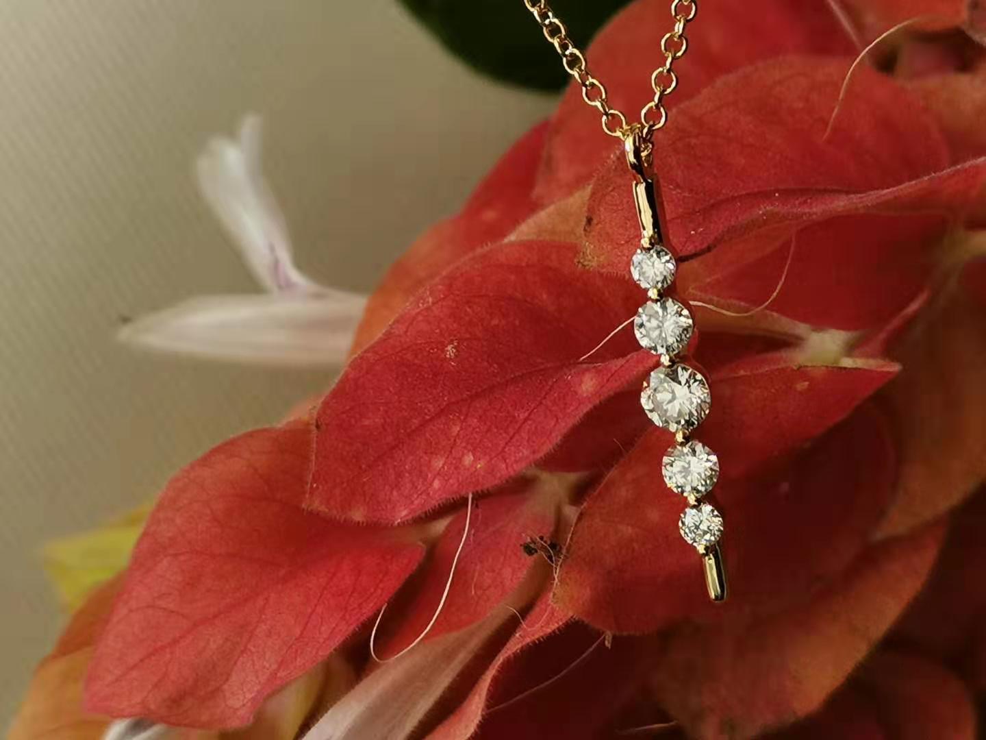 Diamond Strand Pin Necklace.