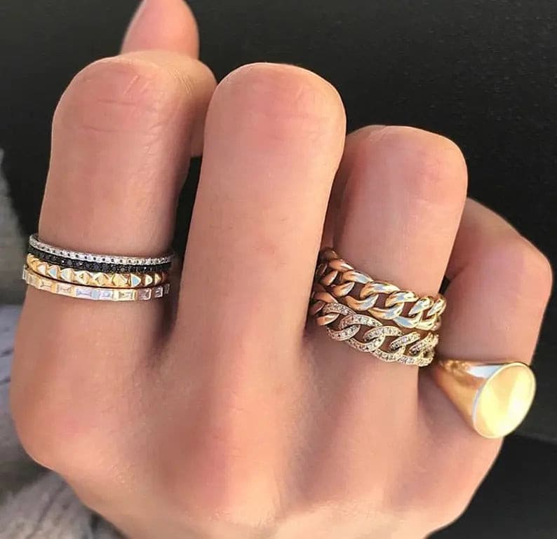 Gold Link Ring.
