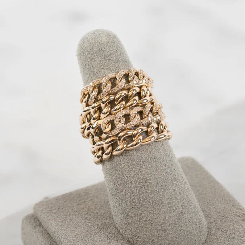 Gold Link Ring.