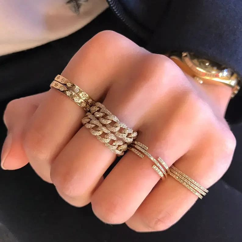 Gold Link Ring.